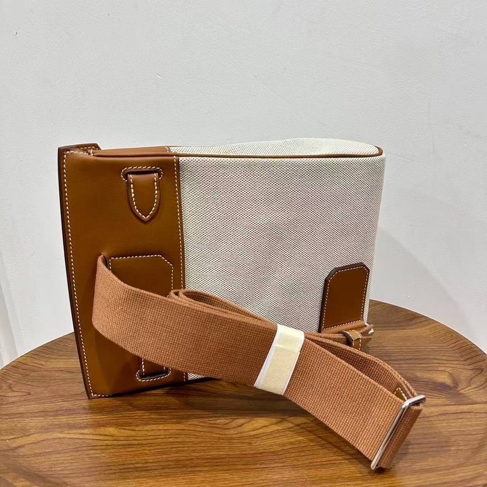 Нагрудная сумка-слинг Hermes