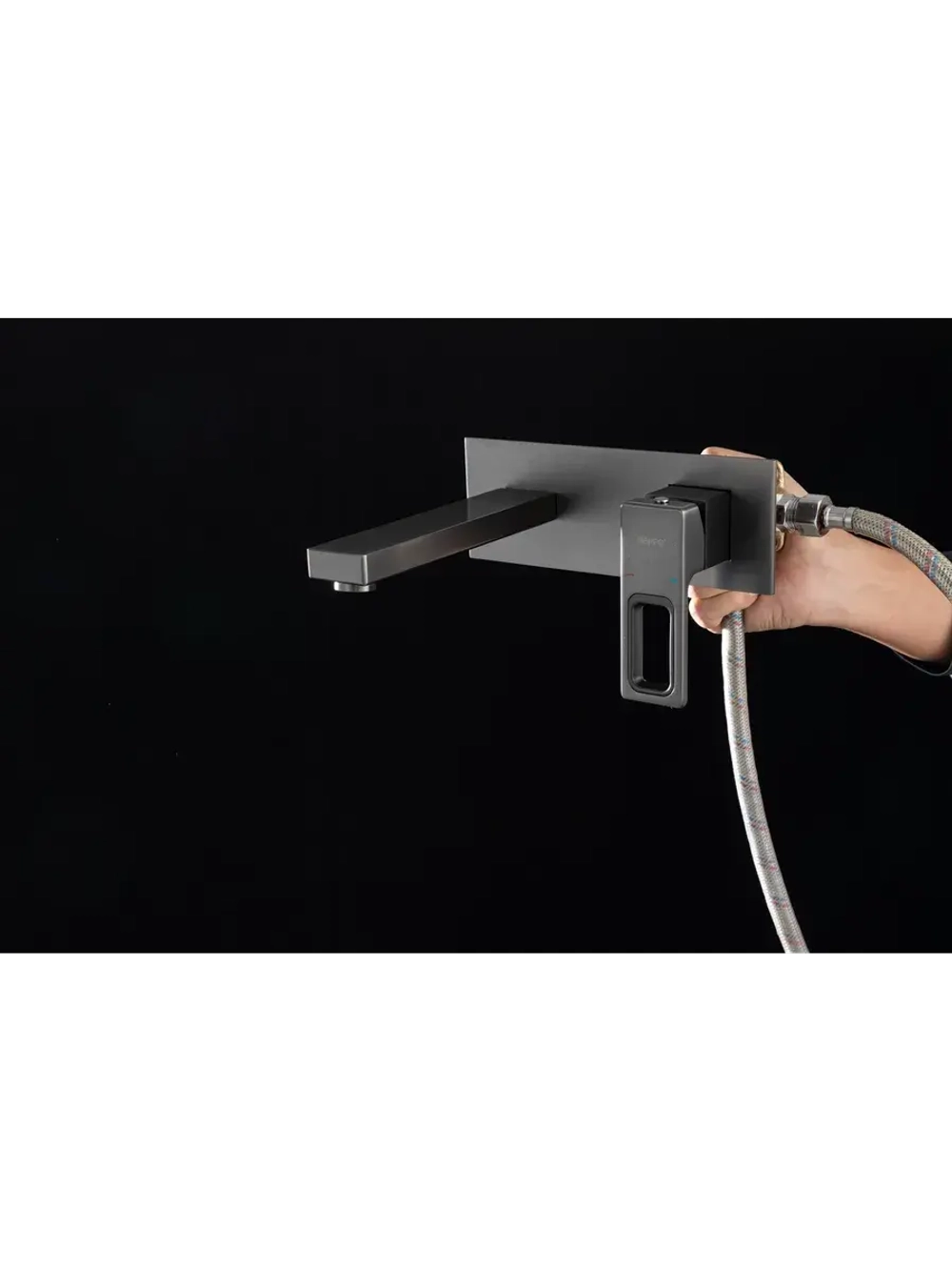Смеситель для раковины скрытого монтажа Gappo G1017-19
