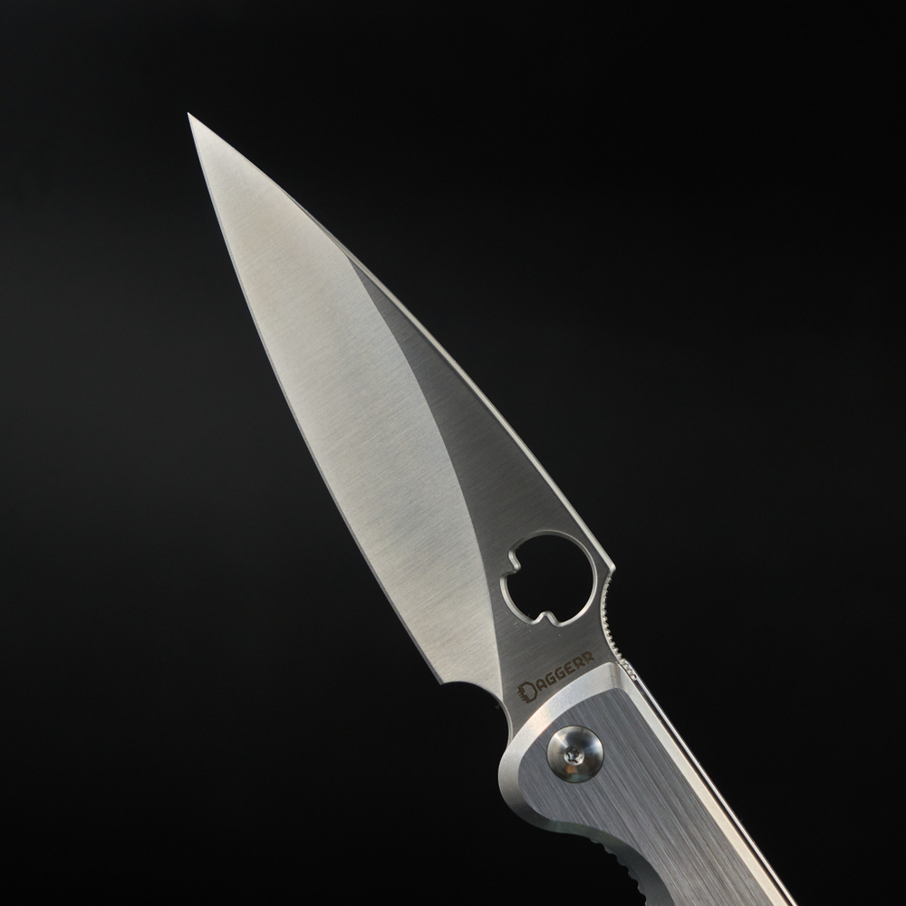 Нож складной Daggerr Sting NF Framelock Satin VG10