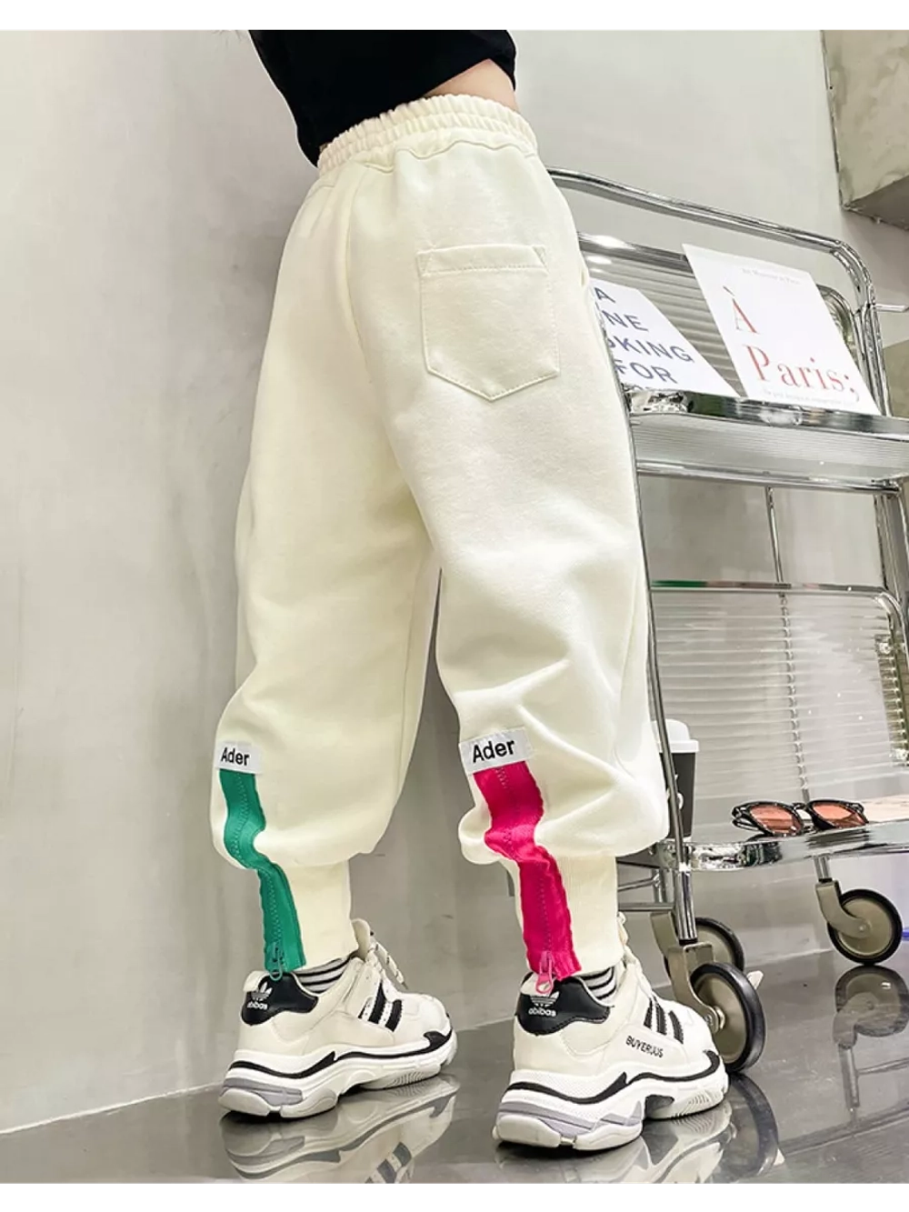 Джоггеры спортивные с цветными замками