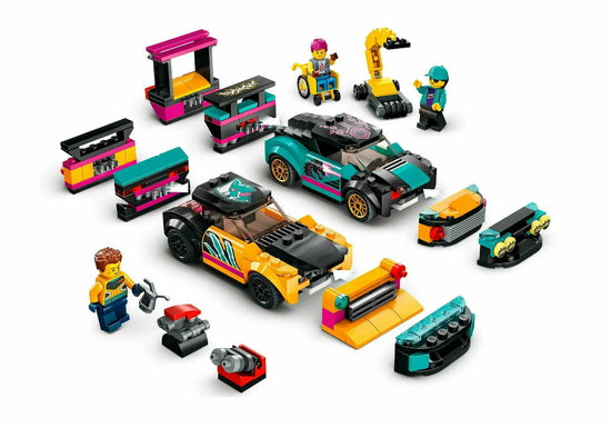 Конструктор City Автомобильная мастерская 558 деталей