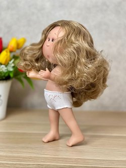 Кукла Nines виниловая 30см MIA без одежды (3000W2A)