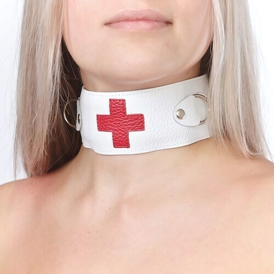 Ошейник с кольцами и красным крестом (Цвет: белый с красным)