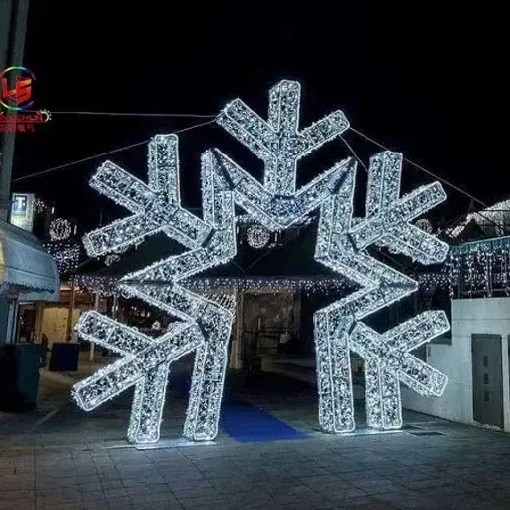 Световая арка Снежинка