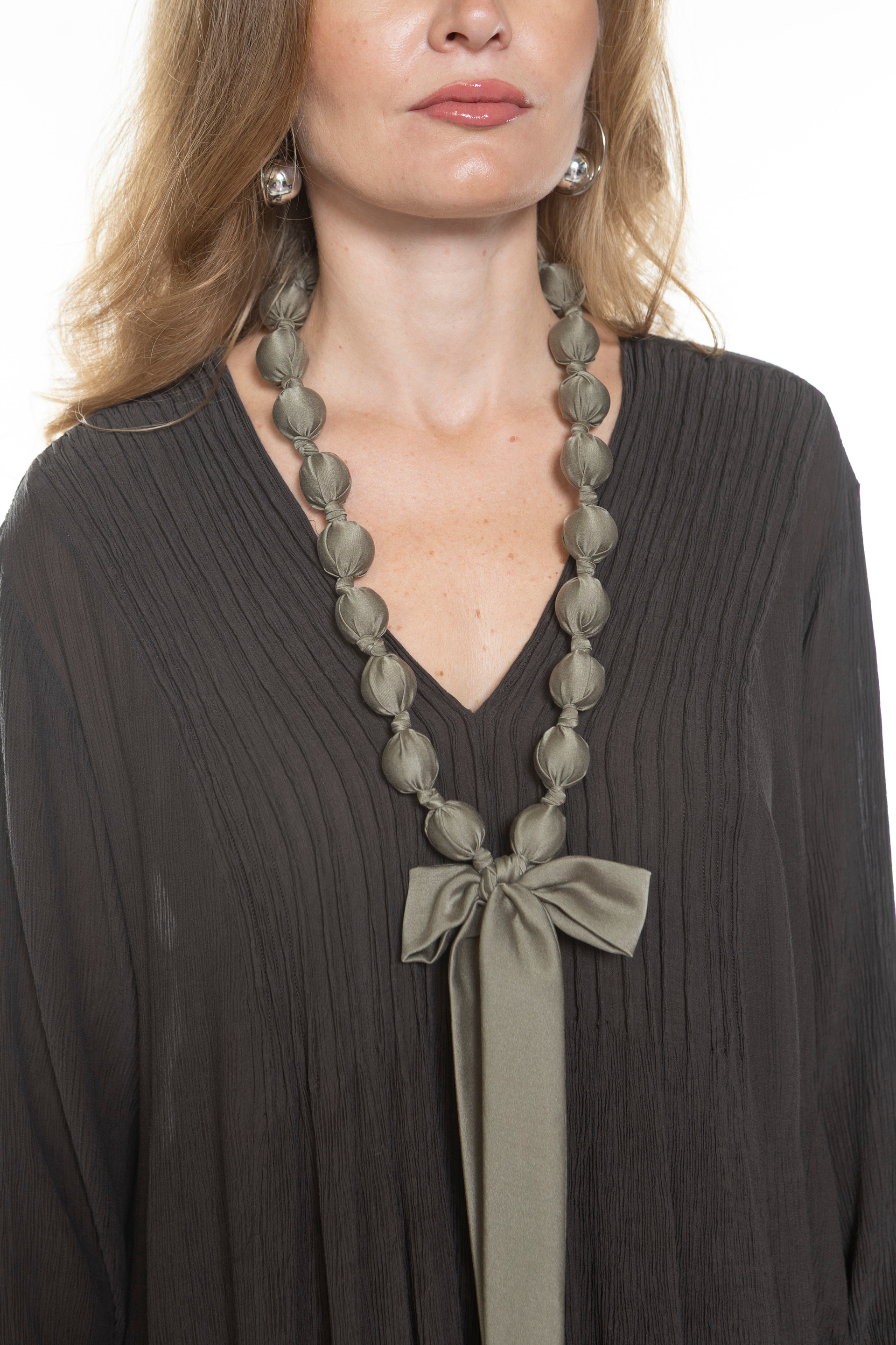 БУСЫ ИЗ ШЕЛКА