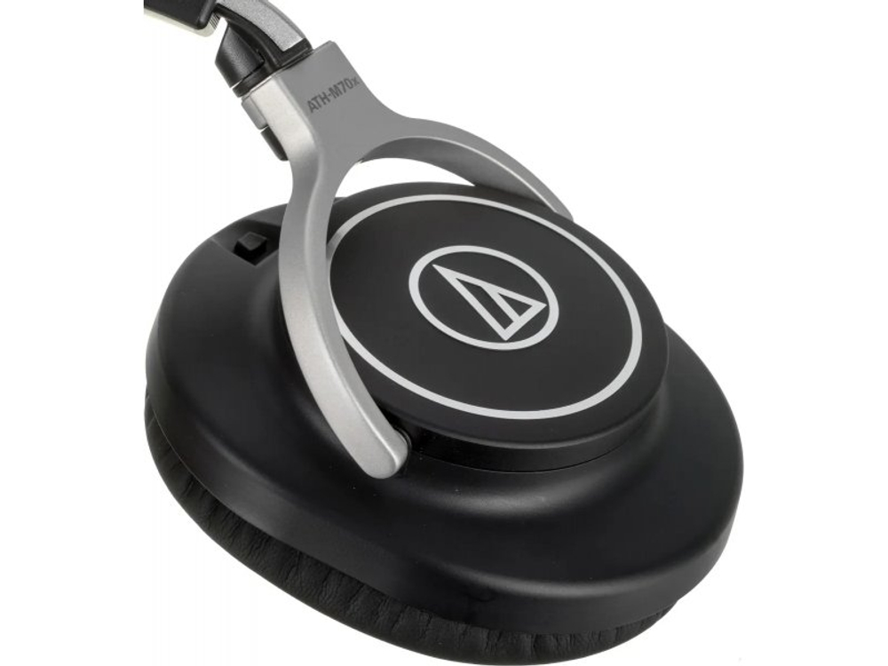 Наушники Audio-Technica ATH-M70X черный