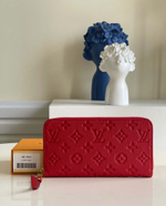 Louis Vuitton Zippy Wallet