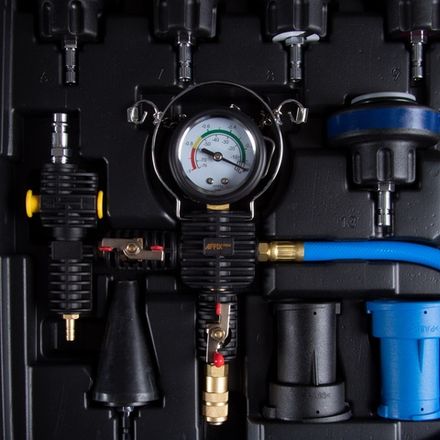 Цена на AFFIX (AF10331028C) Набор для тестирования герметичности системы охлаждения, 28 предмета, кейс