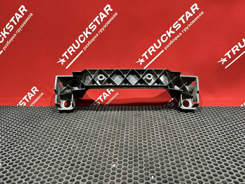 Ручка открывания капота