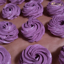 Домашний зефир черная смородина кондитерская Sweet Visors Сладкие Козырьки. Кондитер Светлана Дегтерева. Десерты ручной работы на заказ в СПБ. Мы создаем сладкие истории на любой вкус.