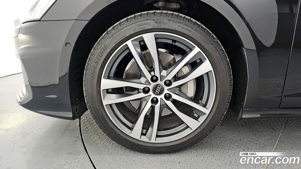 Audi A6 (C8) 45 TFSI Quattro Premium (06.2022)