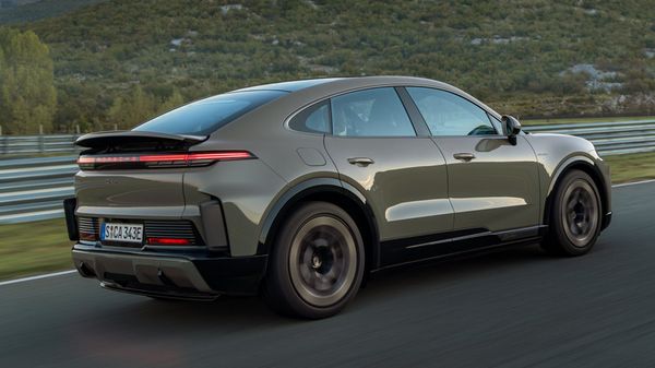 Электрический Porsche Cayenne: до 1156 л.с. и самый мощный серийный Porsche Электрический Porsche Cayenne: до 1156 л.с. и самый мощный серийный Porsche