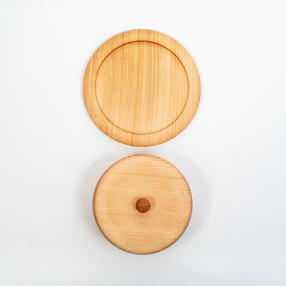 Масленка из дерева Сибирский Кедр для сливочного масла. MS3