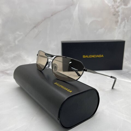 Солнцезащитные очки Balenciaga