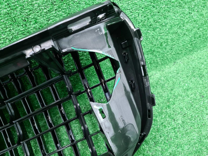 Решетка радиатора Mercedes GLS X167 19-23 Maybach