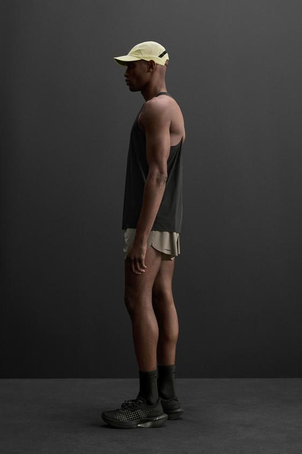 ZARA КОРОТКИЕ ШОРТЫ ДЛЯ БЕГА, СЕРО-КОРИЧНЕВЫЙ