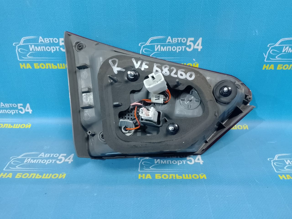 Вставка багажника правая HYUNDAI I40 2011-2015