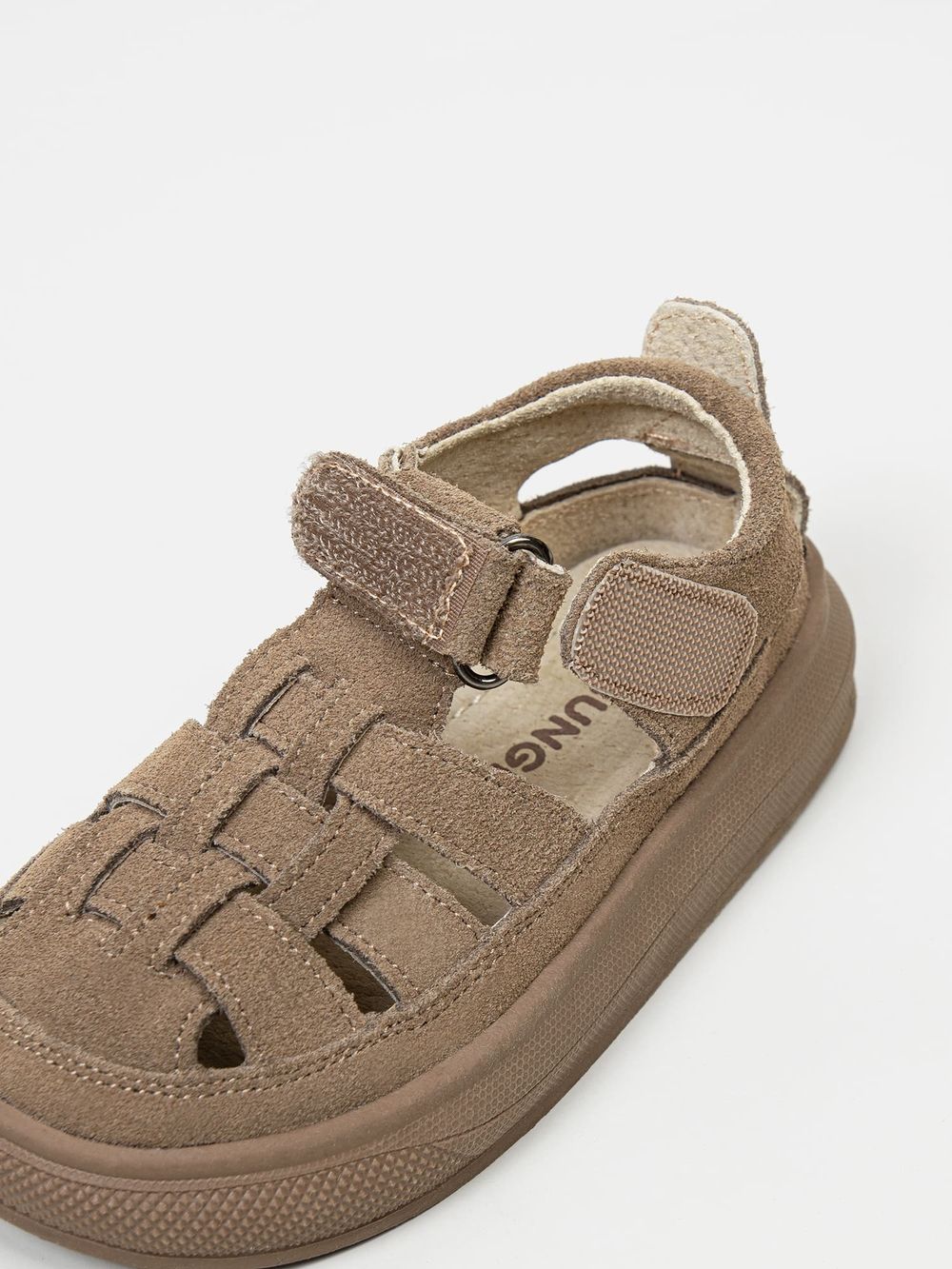 Сандалии "Кокос" на застежке