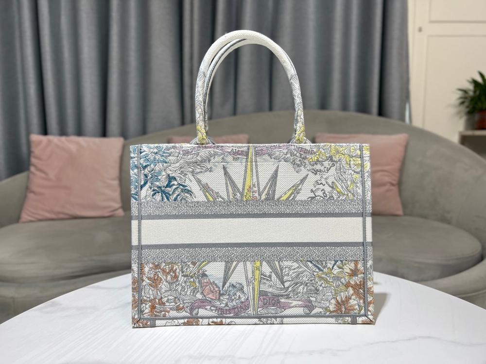 Christian Dior Book Tote 36 cm