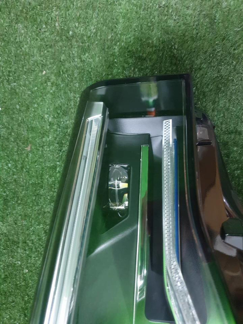 Фара правая BMW X7 G07 (2019-2022) Laser Light