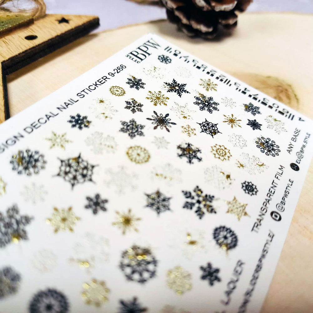 BPW.Style Слайдер-дизайн Sparkle Микс с золотыми снежинками