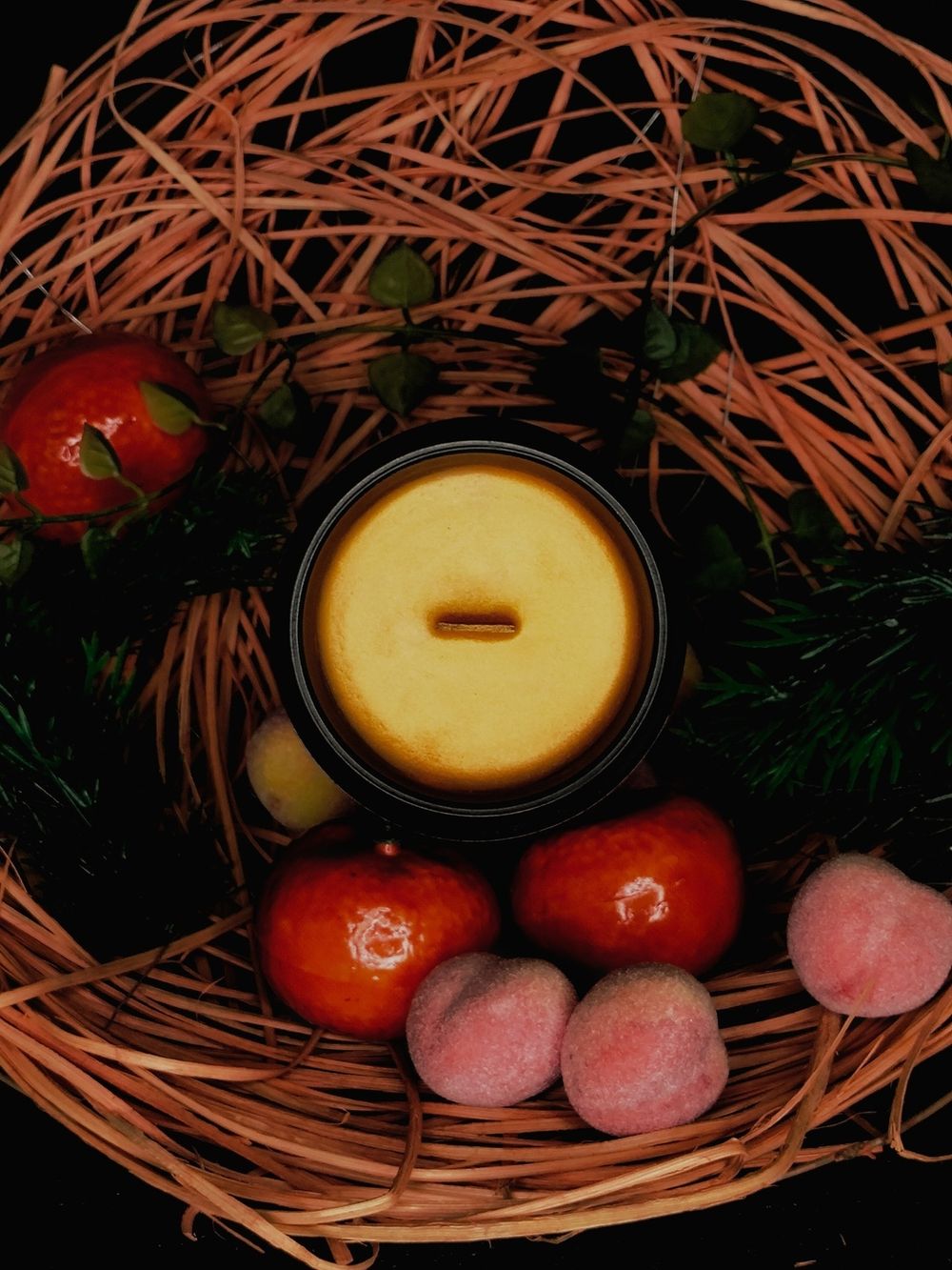 Купить Свеча Black Fox Candles Мифический сад 200 мл Свеча Black Fox Candles Мифический сад 200 мл