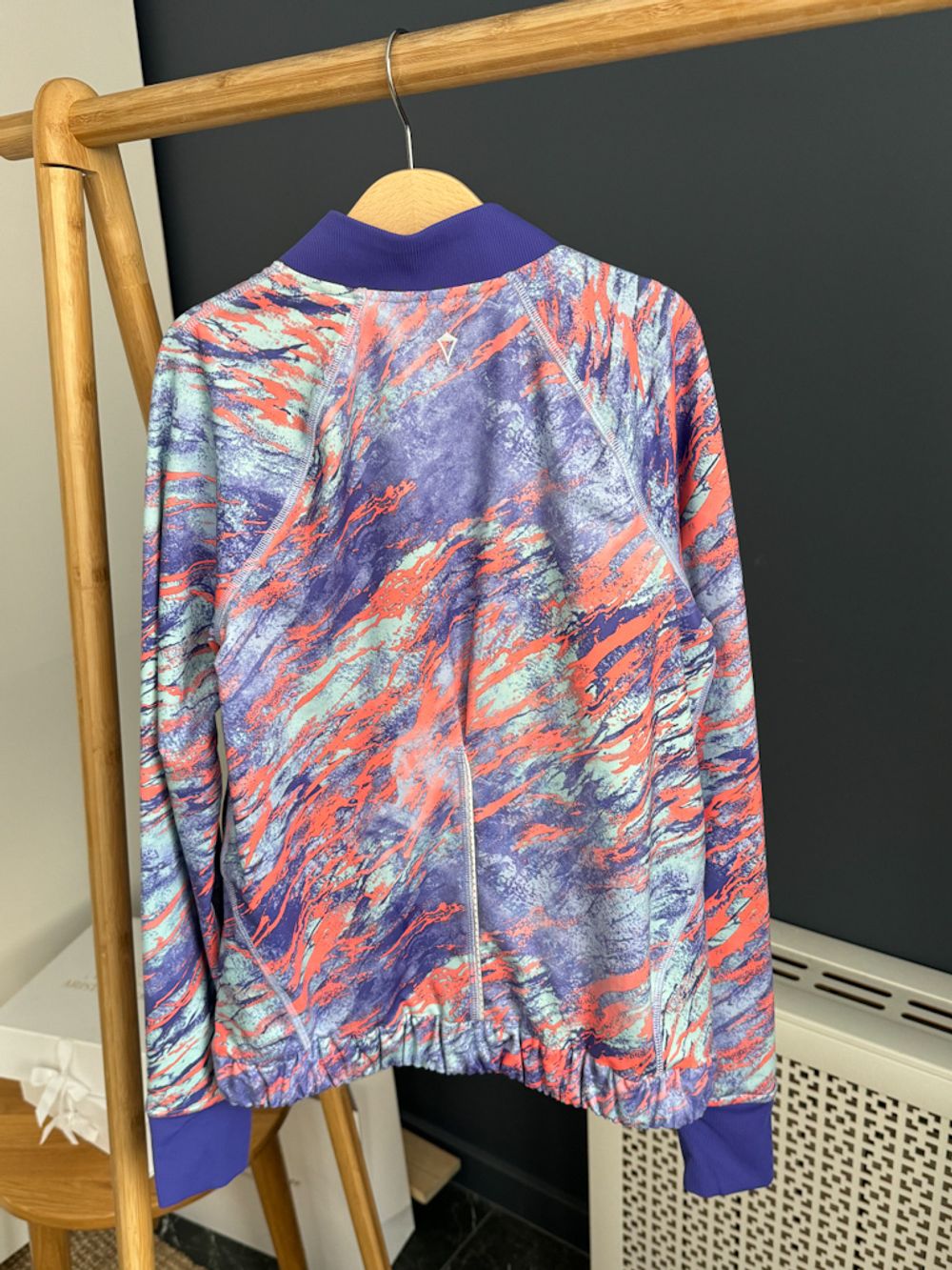 Новая толстовка Ivivva, 152