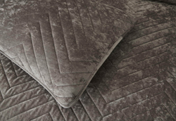 Покрывало 160x220 Sofi De MarkO Фернанд бежевое