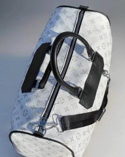 Сумка Louis Vuitton стильная