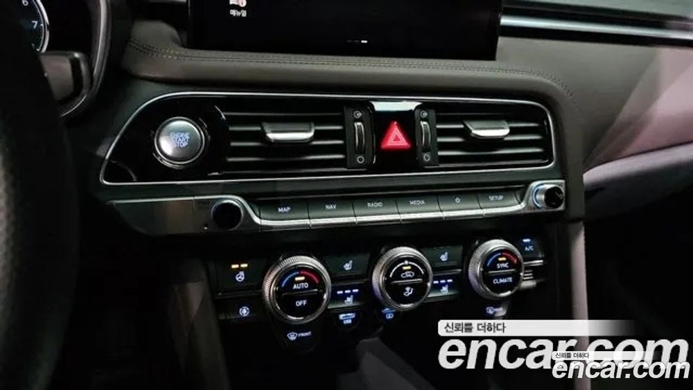 Genesis The New G70 Бензин 2.0T 2WD (06.2021)