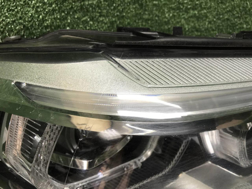 Битая Фара правая BMW X3 G01 (17-21) Adaptive LED
