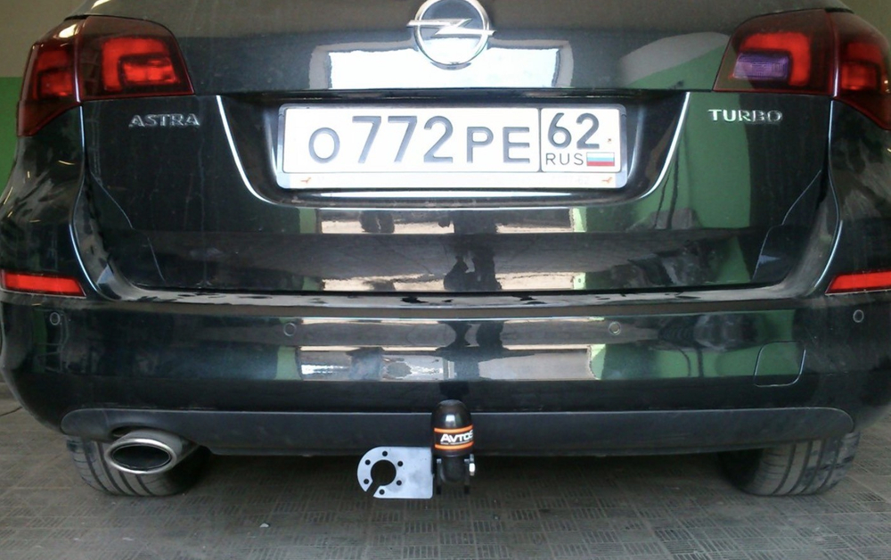 Фаркоп для Opel Astra J универсал 2009-2015 Тип шара: A. Нагрузки: 1500/75 кг, OP 06