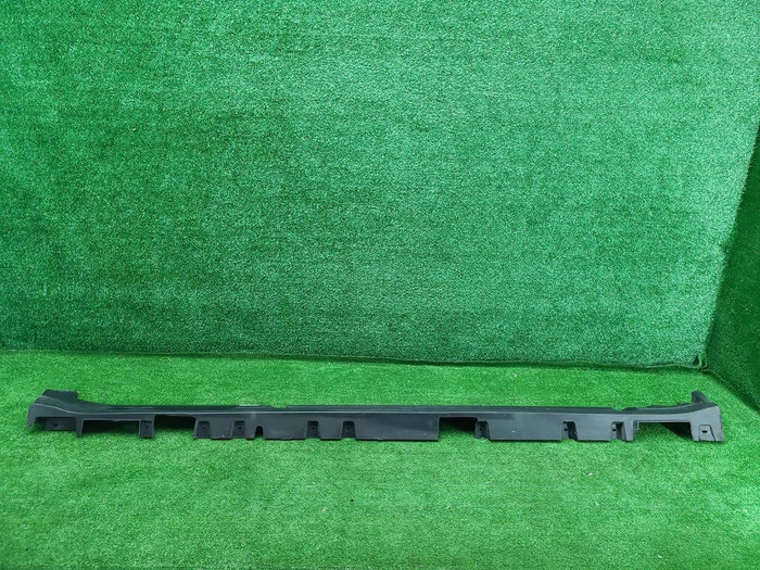 Накладка порога правая LR Defender 2 L663 (19-нв)