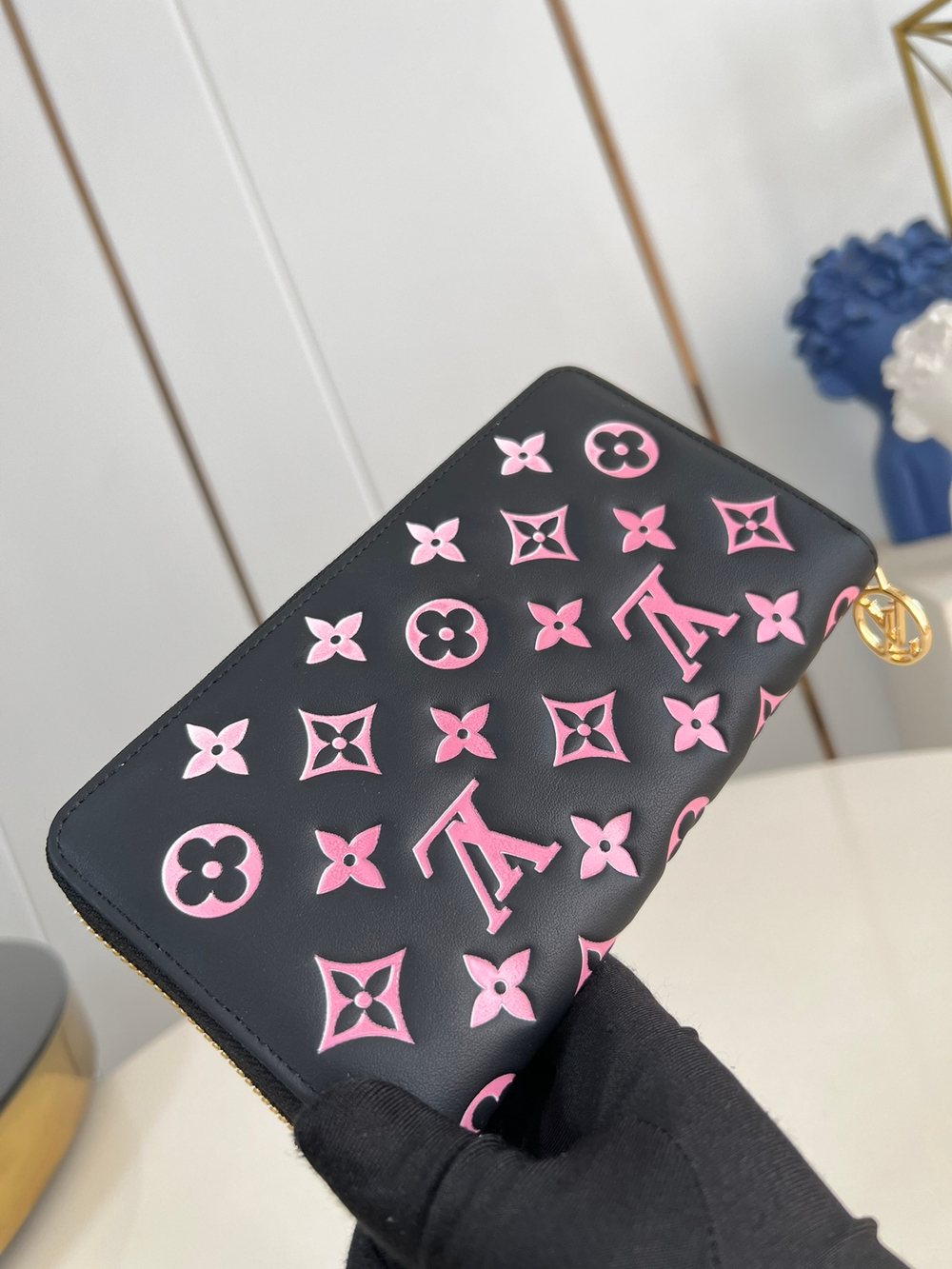 Louis Vuitton Zippy Wallet