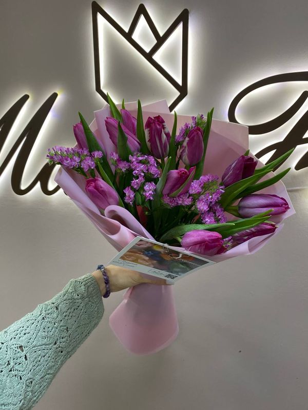 Букет 8 Марта Б-420