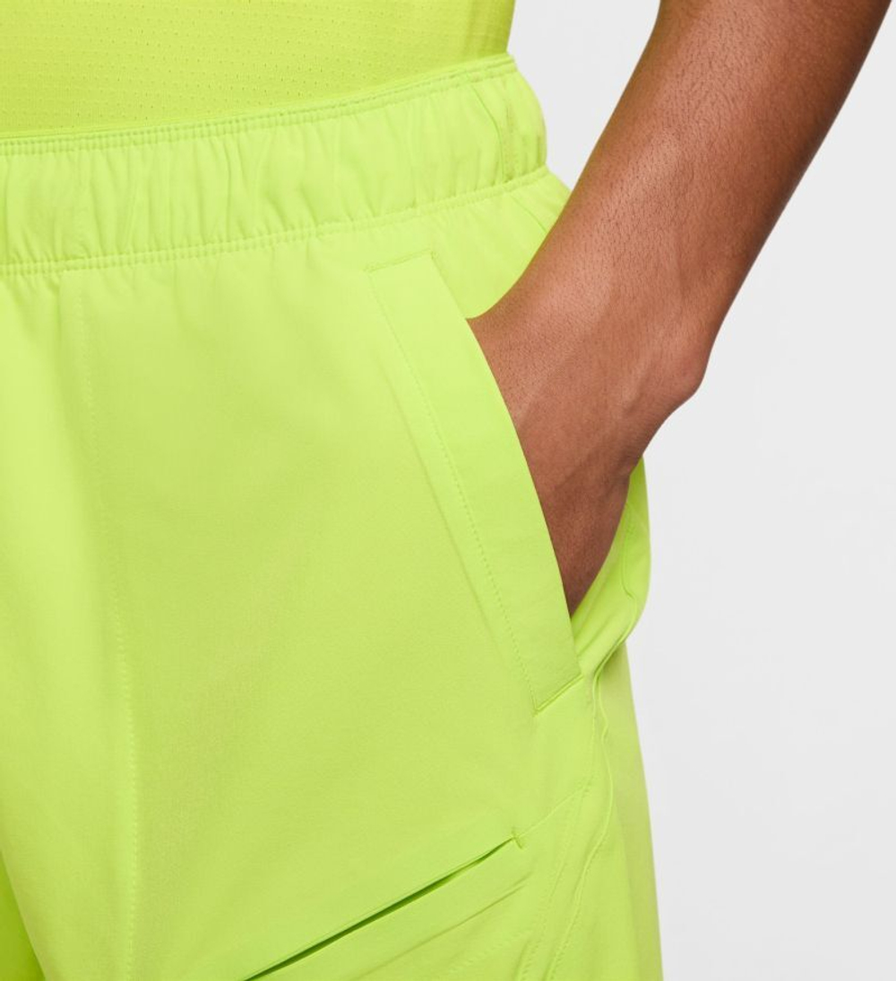 Мужские теннисные шорты Nike Court Dri-Fit Advantage 7" Tennis - зеленый