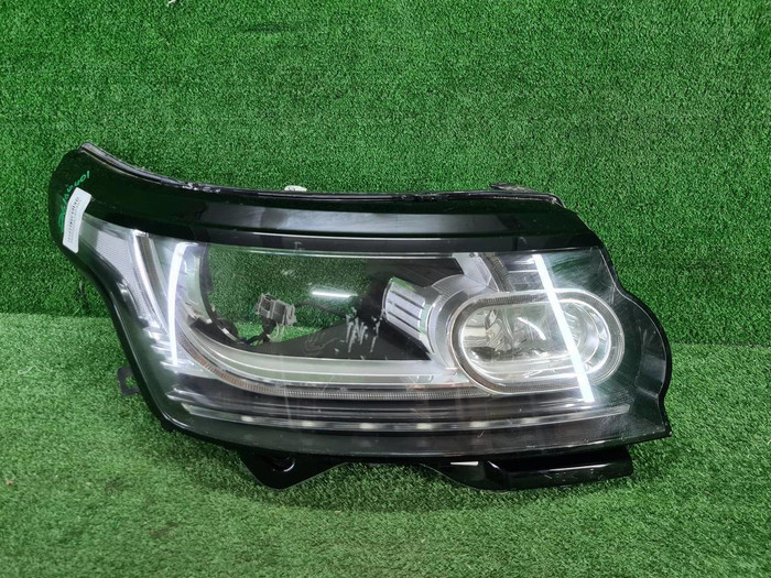 Битая Фара правая Range Rover Vogue 4 L405 12-17 ксенон