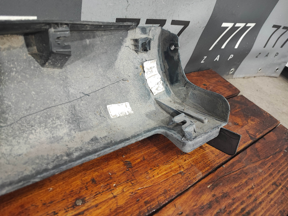 Накладка порога правая Kia Soul 3 (SK3) 19-нв Б/У Оригинал 87754K0000