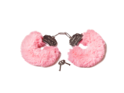 Шикарные наручники с пушистым мехом пастельно розового цвета (Be Mine)