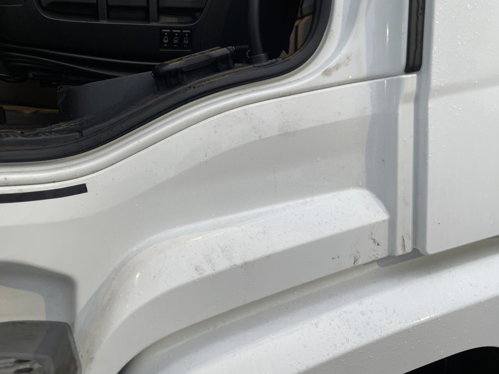 Корпус подножки левый 2023г.