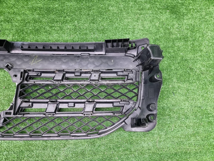 Решетка радиатора Mercedes GLB X247 (2019-2023)