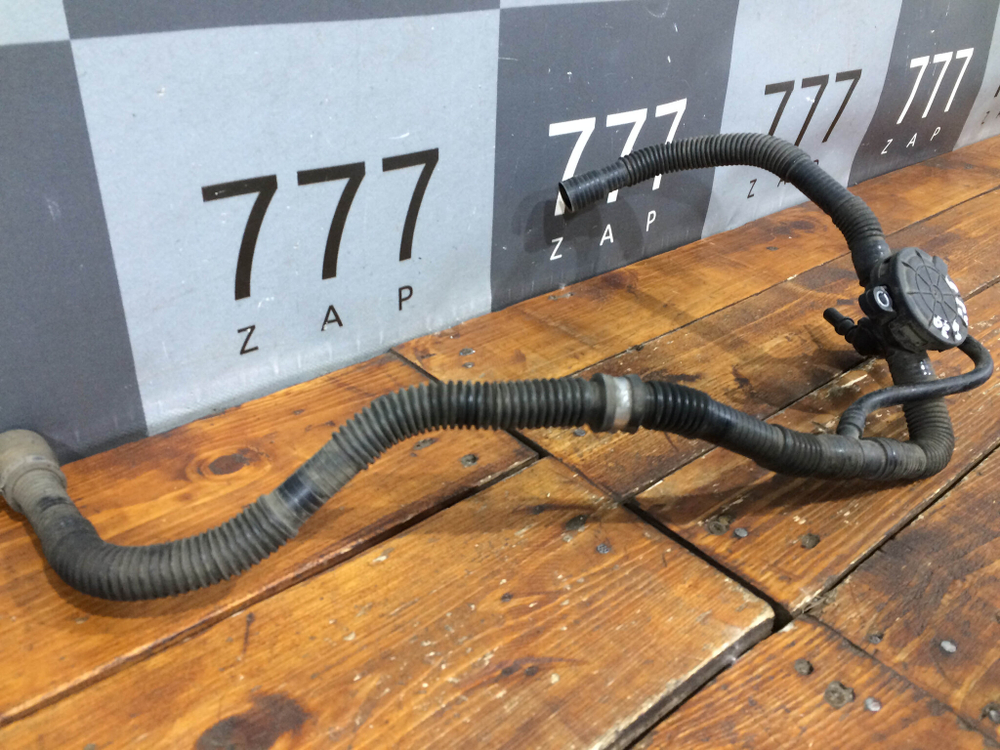 Маслоотделитель Mercedes A2700180000 Б/У Оригинал A2700180000