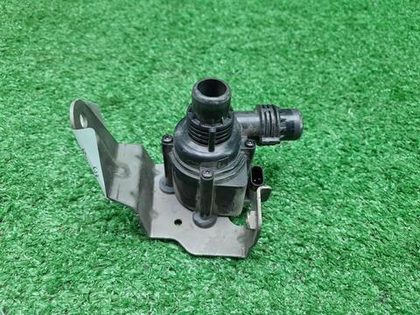 Помпа Land-Rover Discovery Sport (2019-н.в.)