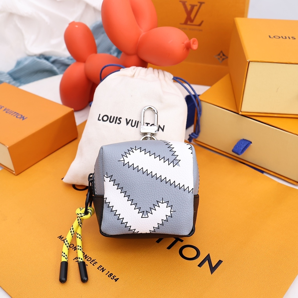 Louis Vuitton Squared Pouch