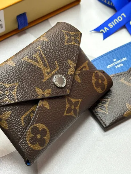 Держатель для карт Louis Vuitton Kirigami красный