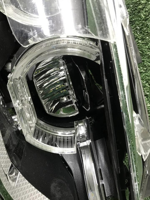 Битая Фара правая BMW 3er F30 (2015-2020) LED