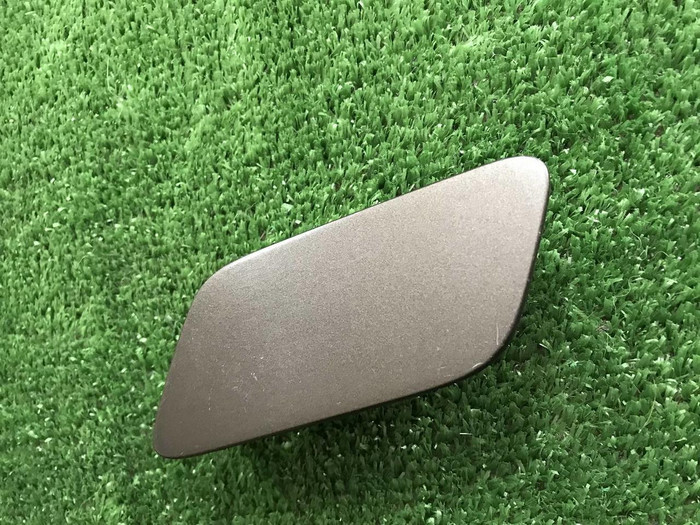 Крышка форсунки левая Audi Q7 2 (2015-2019)