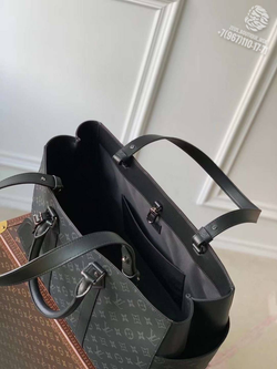 Деловая сумка Louis Vuitton Sac Plat 24H