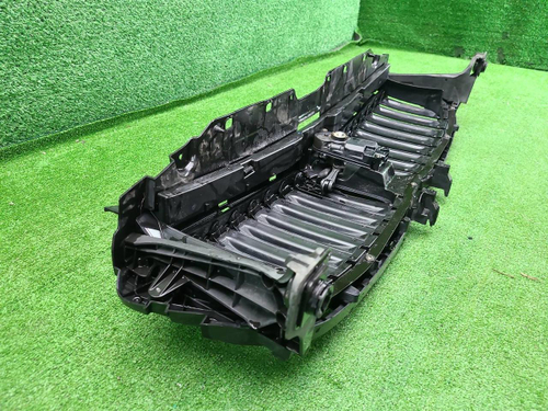 Решетка радиатора BMW 6er G32 (2017-2020)