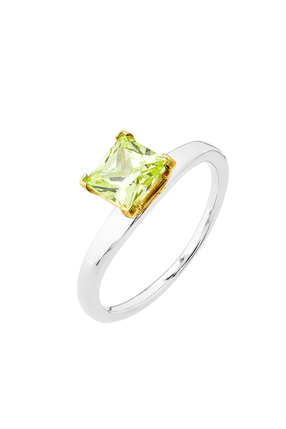 Кольцо из серебра с центральной вставкой из зелёного фианита